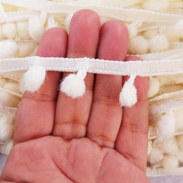 Off White Pom Pom Fringe Trim, Pompom Trimming, Tassels